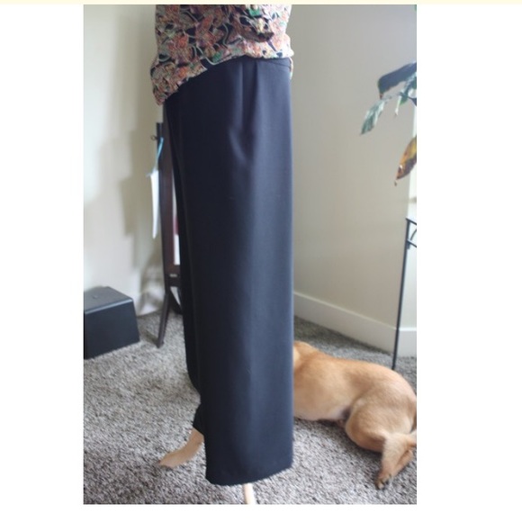 Wide leg, black pant - Picture 4 of 5